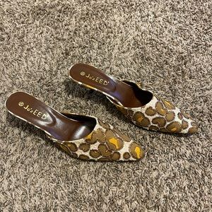 Vintage Beaded and Sequined Kitten Heels